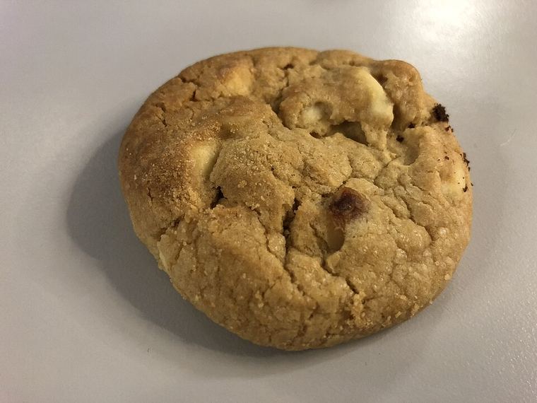 White Chocolate Macadamia Cookies